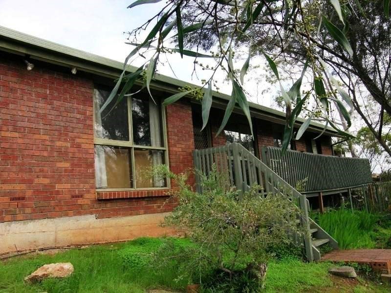 32 Mill Terrace, Eden Hills SA 5050