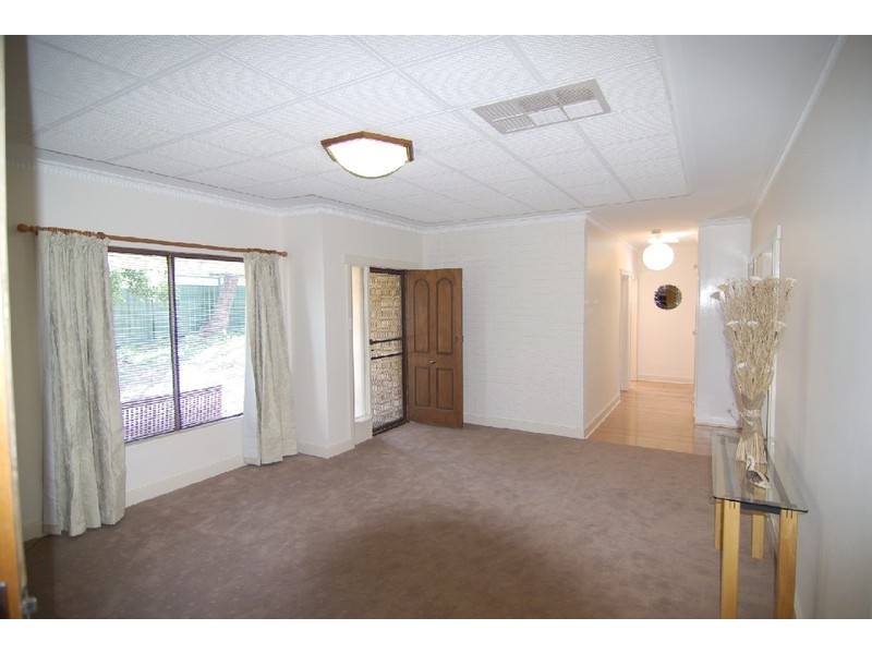 21 Main Road, Belair SA 5052