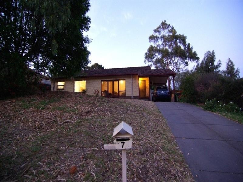 7 Blyth Street, Happy Valley SA 5159