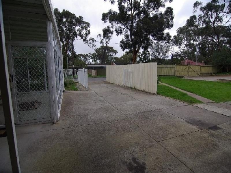 301 Shepherds Hill Road, Eden Hills SA 5050