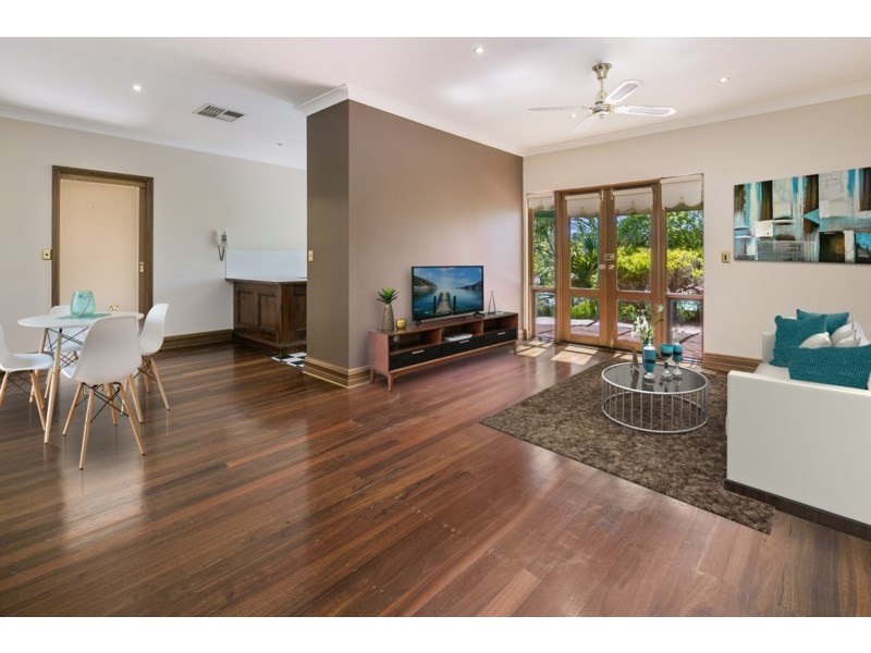 2 Tamarind Walk, Aberfoyle Park SA 5159