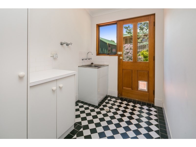 2 Tamarind Walk, Aberfoyle Park SA 5159