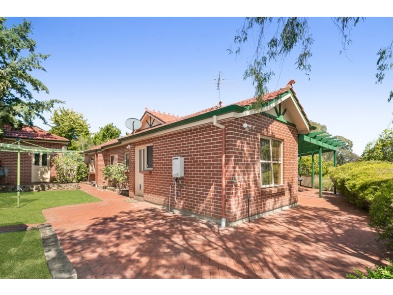 2 Tamarind Walk, Aberfoyle Park SA 5159