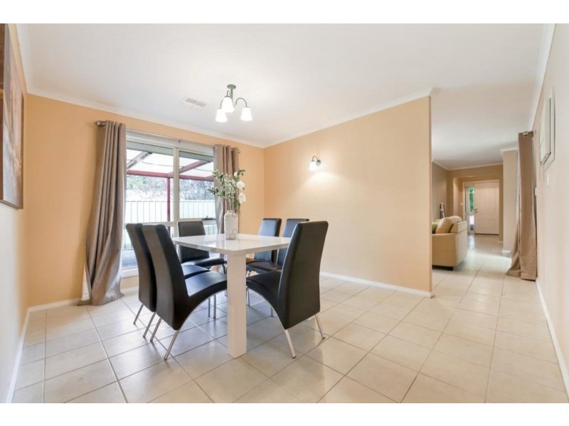 13 Lorikeet Grove, Flagstaff Hill SA 5159