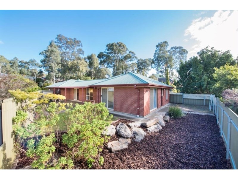 13 Lorikeet Grove, Flagstaff Hill SA 5159
