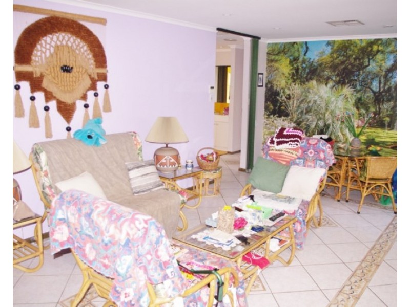 9 De Castella Avenue, Wynn Vale SA 5127