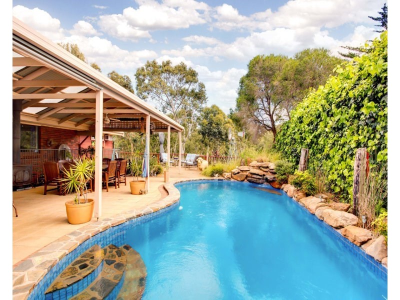 6 Banksia Crescent, Belair SA 5052