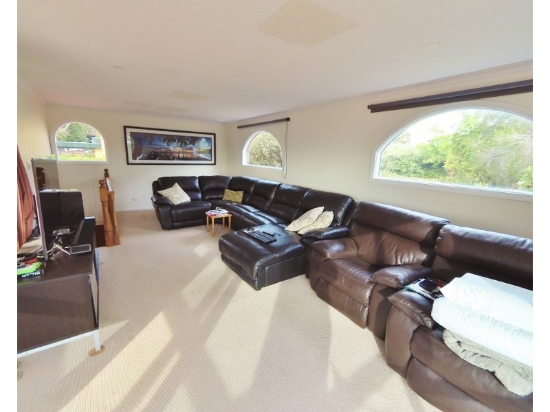 6 Banksia Crescent, Belair SA 5052