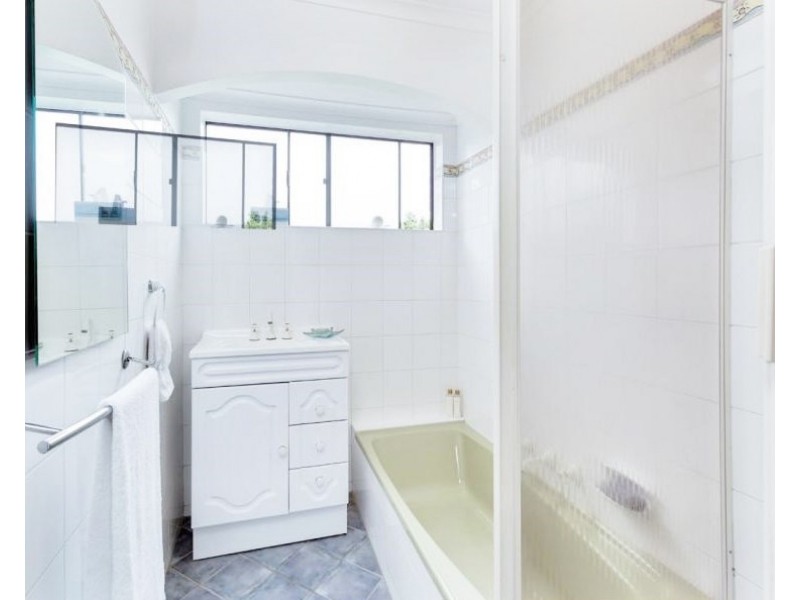 6 Banksia Crescent, Belair SA 5052