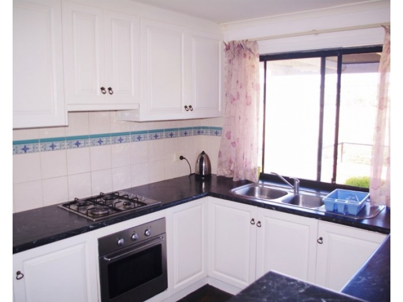 20 Freebairn Drive, Hallett Cove SA 5158