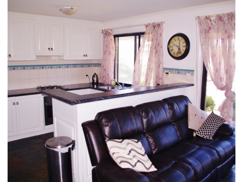 20 Freebairn Drive, Hallett Cove SA 5158