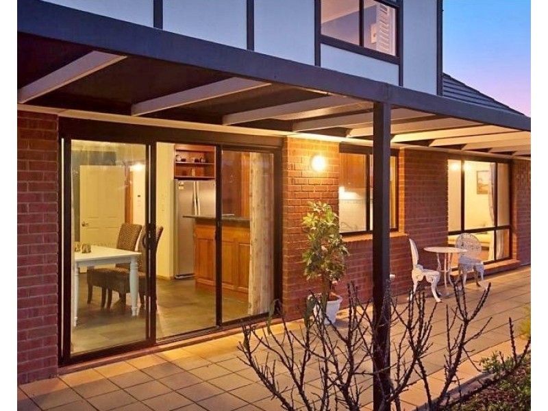 20 Freebairn Drive, Hallett Cove SA 5158