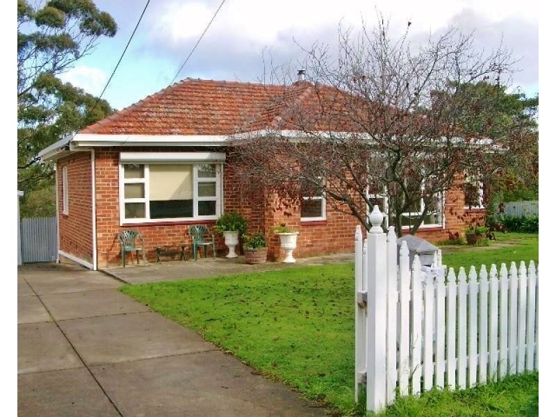 17 Wonoka Street, Eden Hills SA 5050