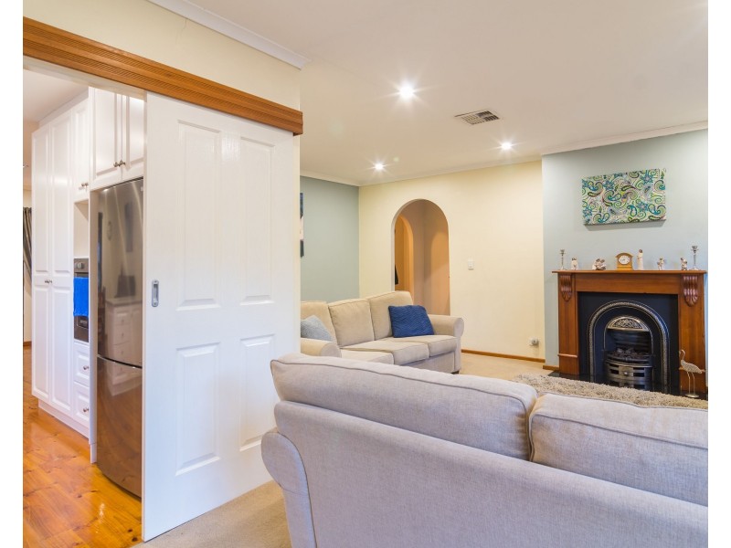 1 Light Road, Coromandel Valley SA 5051