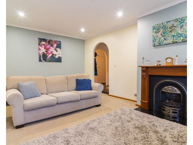 1 Light Road, Coromandel Valley SA 5051
