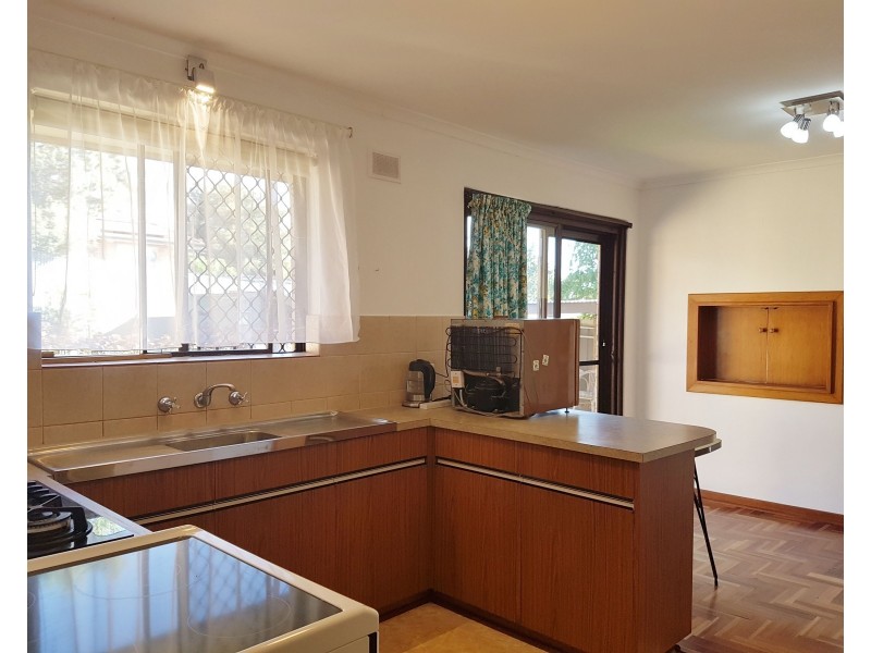 10 Mill Terrace, Eden Hills SA 5050