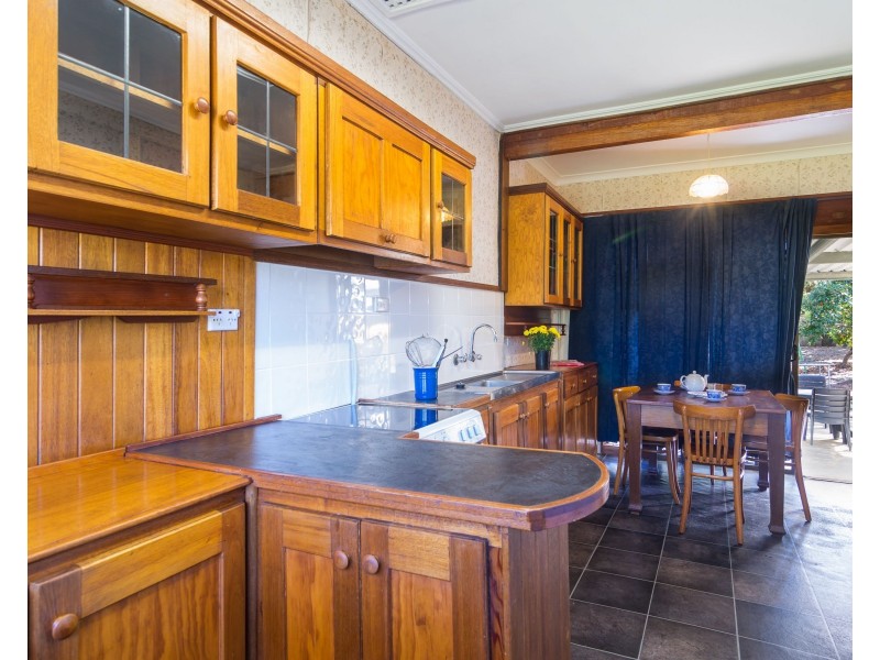 42 Johnson Parade, Blackwood SA 5051