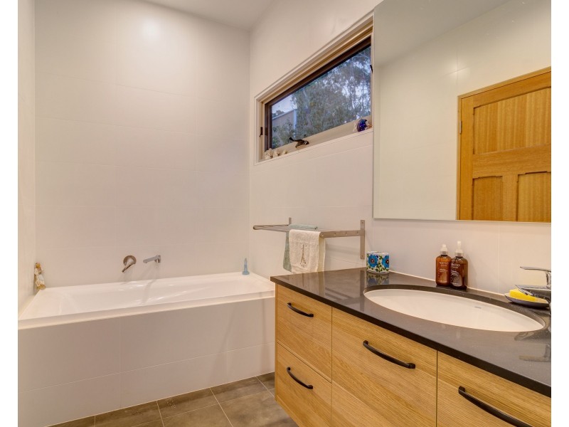 694 Main Road, Chandlers Hill SA 5159