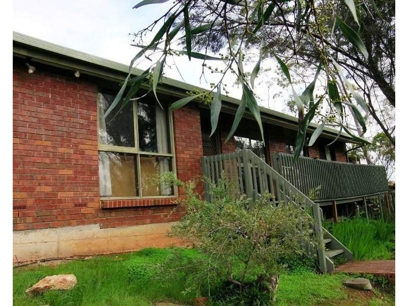 32 Mill Terrace, Eden Hills SA 5050