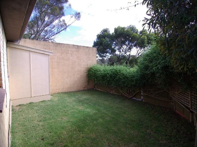 5 Nightingale Crescent, O’halloran Hill SA 5158