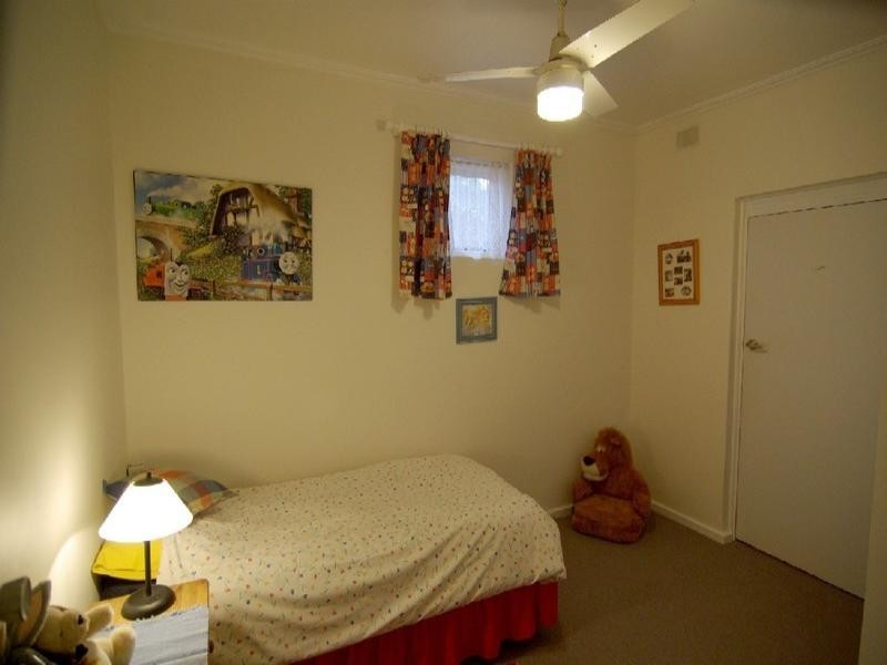 19 Parham Road, Eden Hills SA 5050