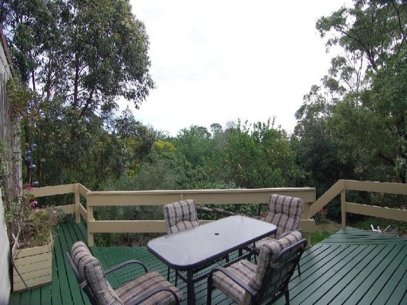 19 Parham Road, Eden Hills SA 5050