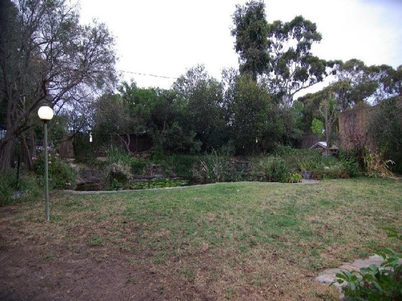 19 Parham Road, Eden Hills SA 5050
