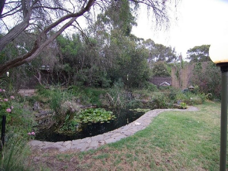 19 Parham Road, Eden Hills SA 5050