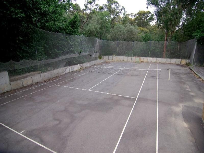 19 Parham Road, Eden Hills SA 5050