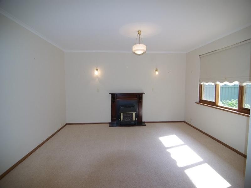 1 Gamble Crescent, Hawthorndene SA 5051