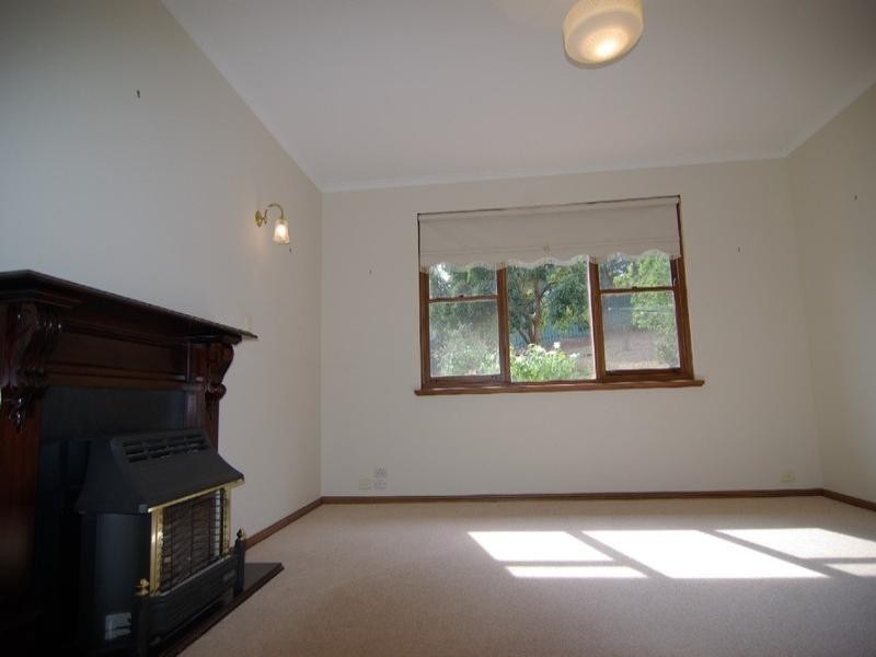 1 Gamble Crescent, Hawthorndene SA 5051