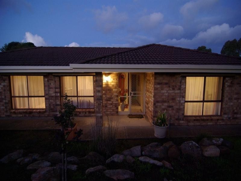 19 Glenhuntly Drive, Flagstaff Hill SA 5159