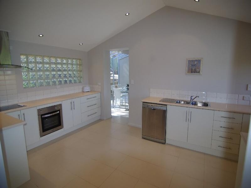 4 Ralph Avenue, Belair SA 5052