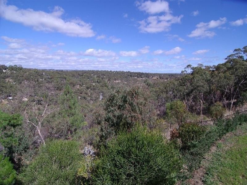 4 Ralph Avenue, Belair SA 5052