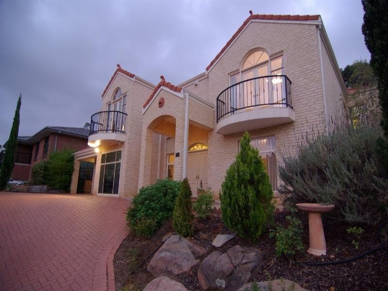 34 Hillsdale Avenue, Coromandel Valley SA 5051