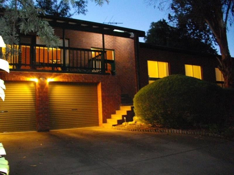 16 Durham Place, Flagstaff Hill SA 5159