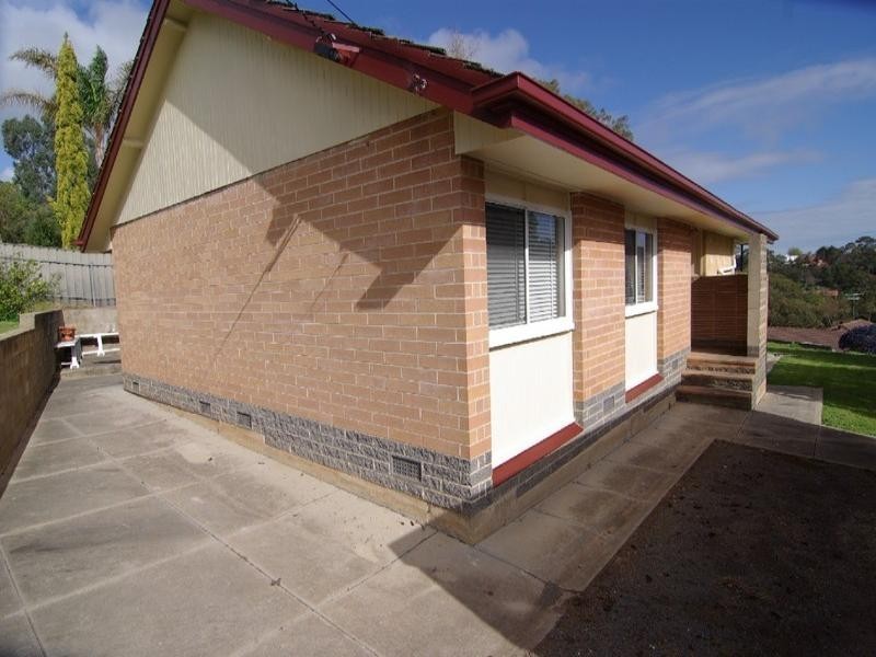 106 Shepherds Hill Road, Bellevue Heights SA 5050