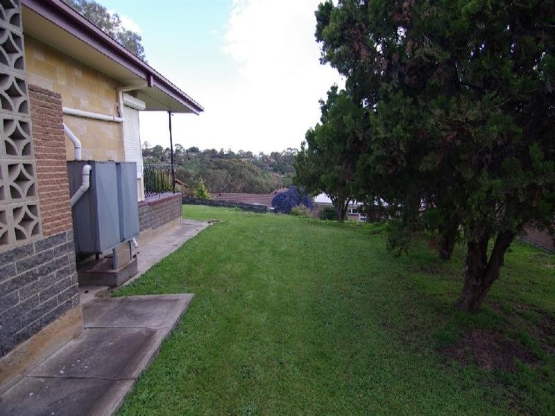 106 Shepherds Hill Road, Bellevue Heights SA 5050