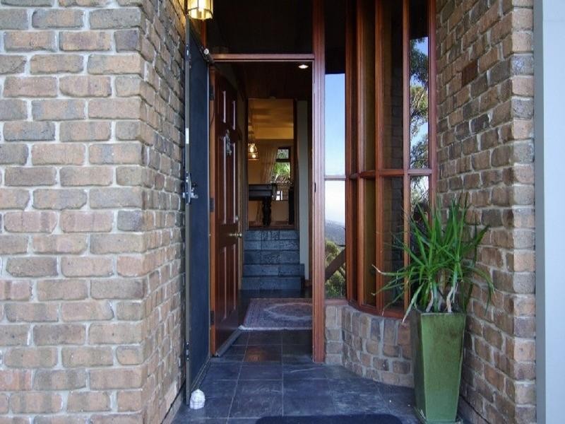 8 Mead Street, Belair SA 5052