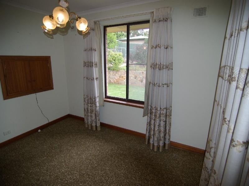 10 Mill Terrace, Eden Hills SA 5050