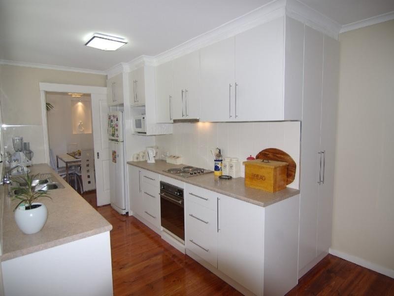 4 Valley Side Drive, Crafers SA 5152