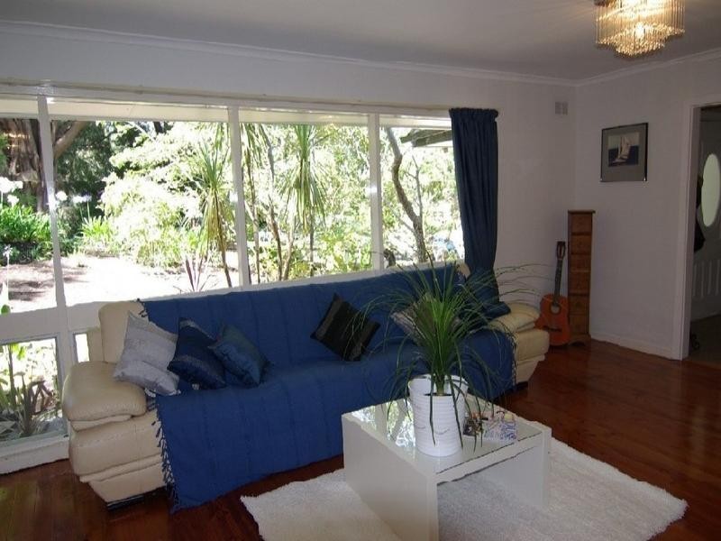 4 Valley Side Drive, Crafers SA 5152