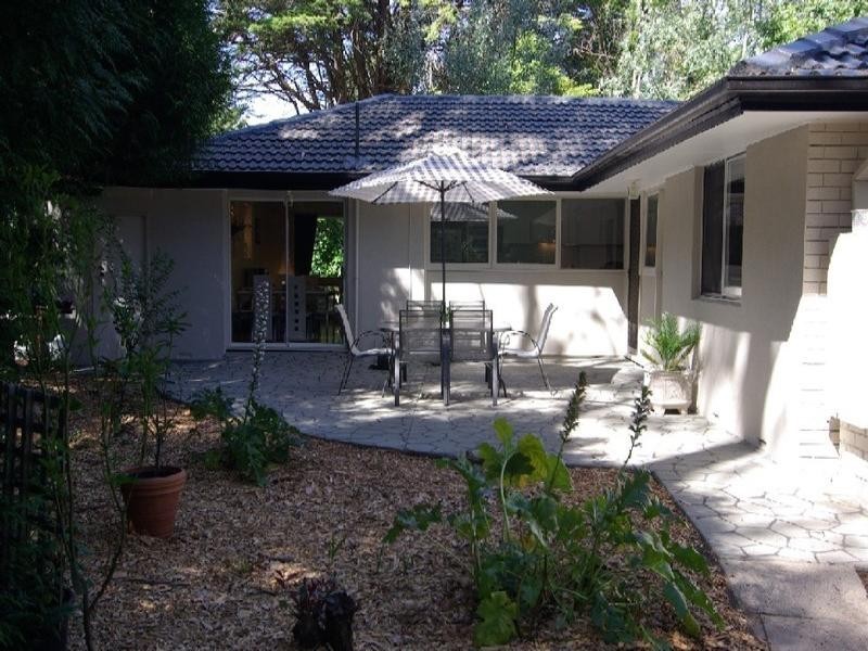 4 Valley Side Drive, Crafers SA 5152