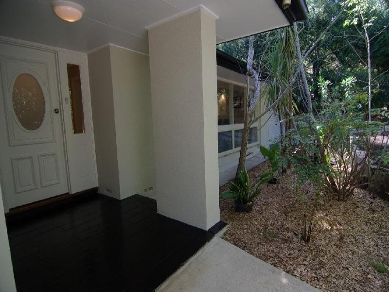 4 Valley Side Drive, Crafers SA 5152