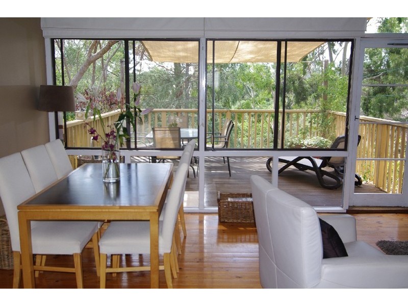 14 Glen Road, Eden Hills SA 5050