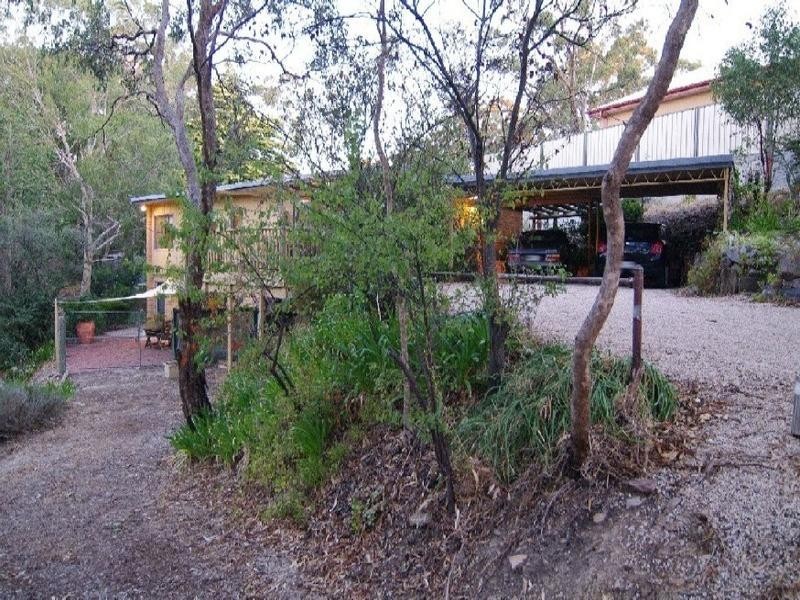 14 Glen Road, Eden Hills SA 5050