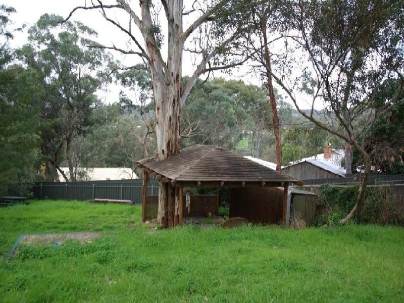 17 Boronia Avenue, Coromandel Valley SA 5051