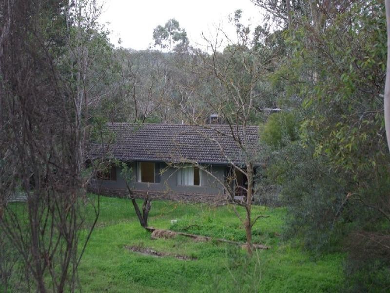 17 Boronia Avenue, Coromandel Valley SA 5051