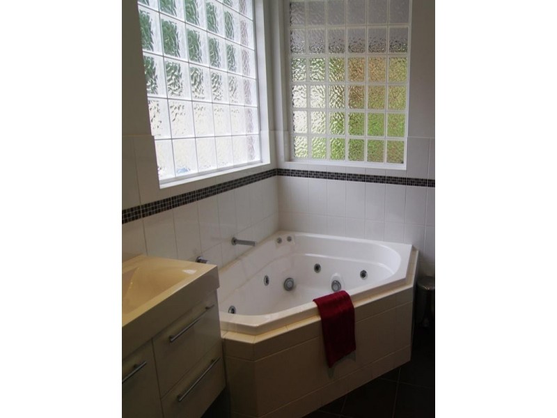 61 Thorngate Drive, Belair SA 5052