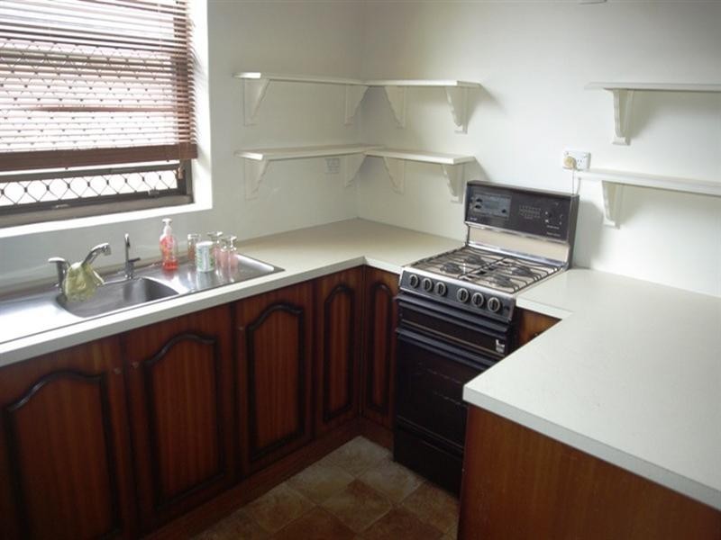 8 Daniels Road, Panorama SA 5041